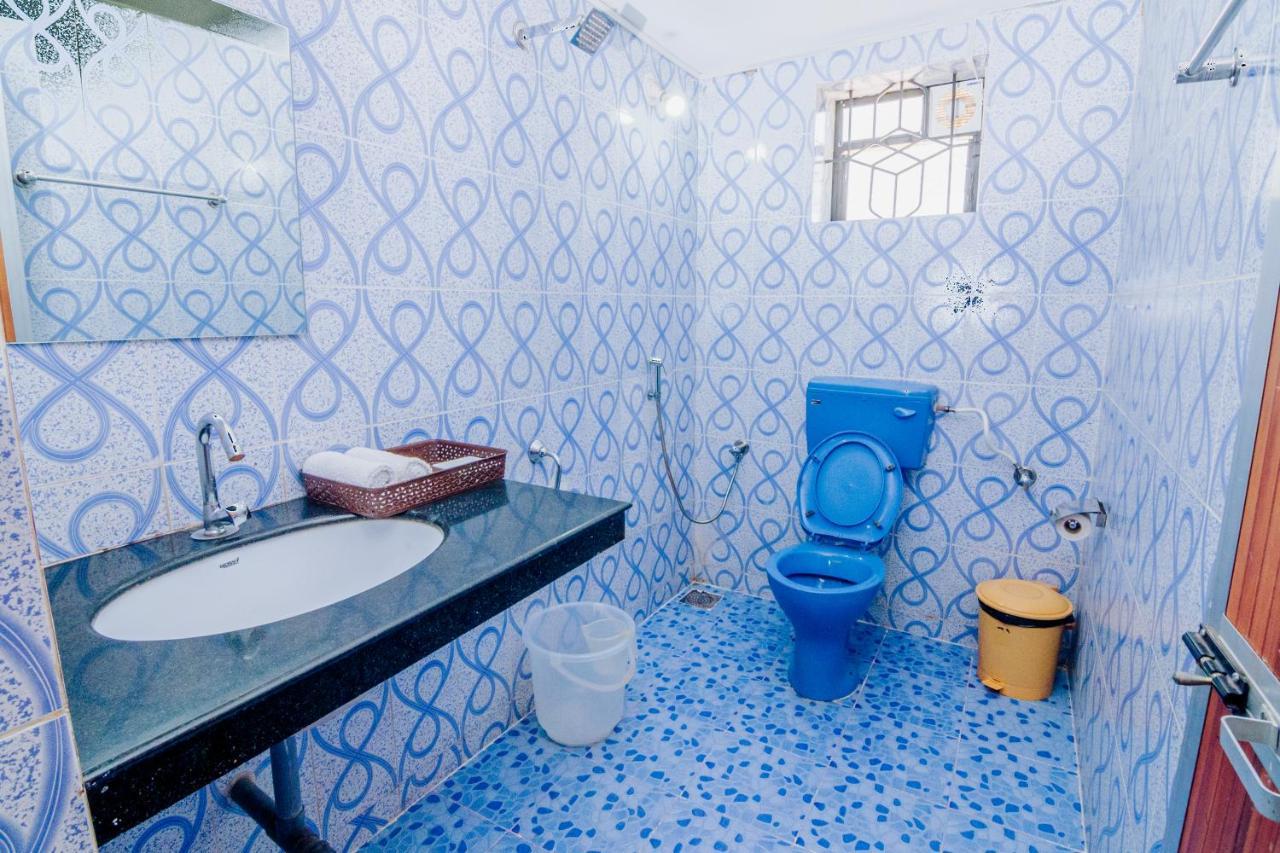 White House In Goa, Truly Amazing Experience Bed and Breakfast Saligao Exterior foto