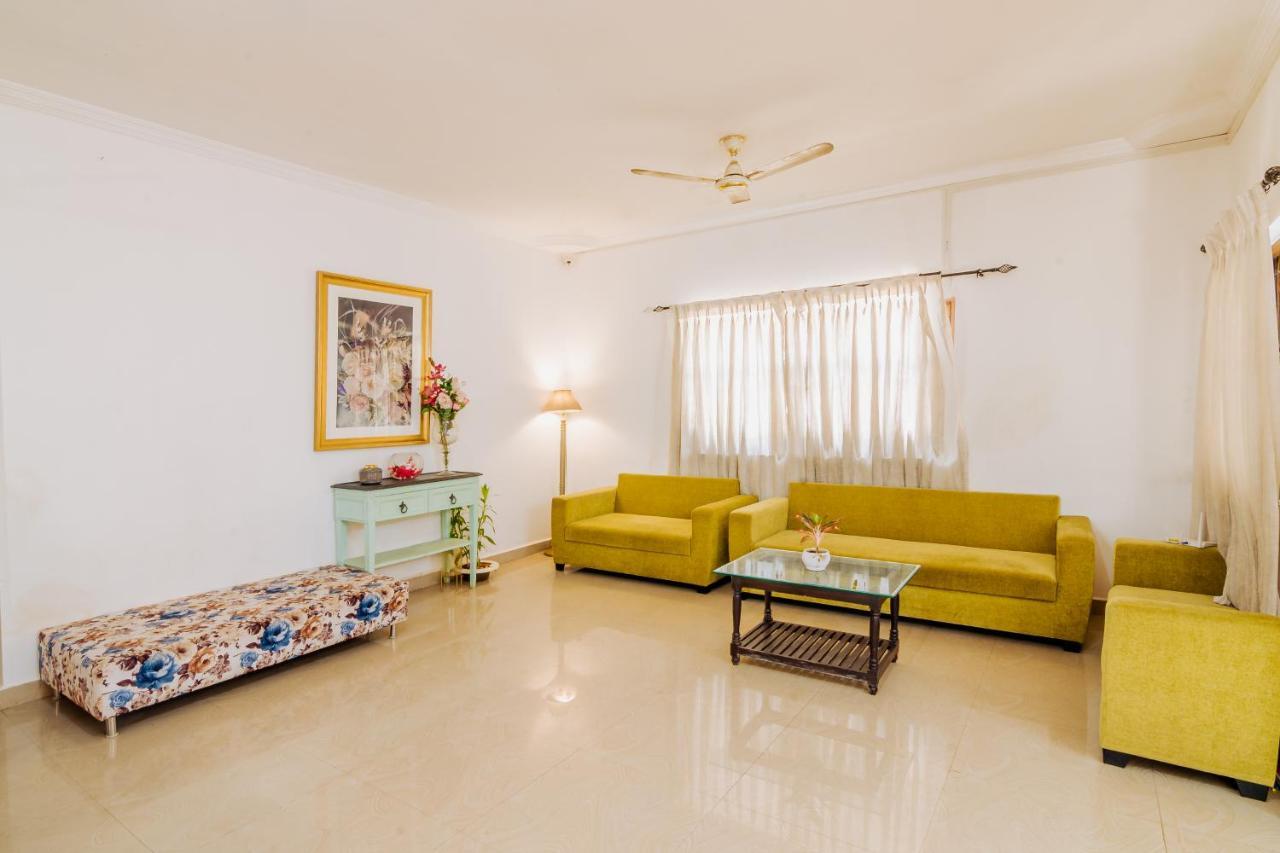 White House In Goa, Truly Amazing Experience Bed and Breakfast Saligao Exterior foto